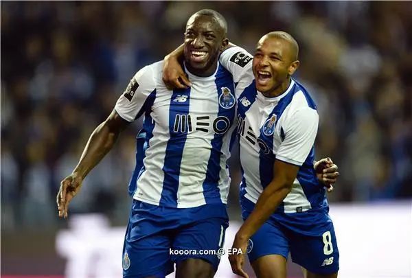 ?i=epa%2fsoccer%2f2017-10%2f2017-10-21%2f2017-10-21-06281258_epa