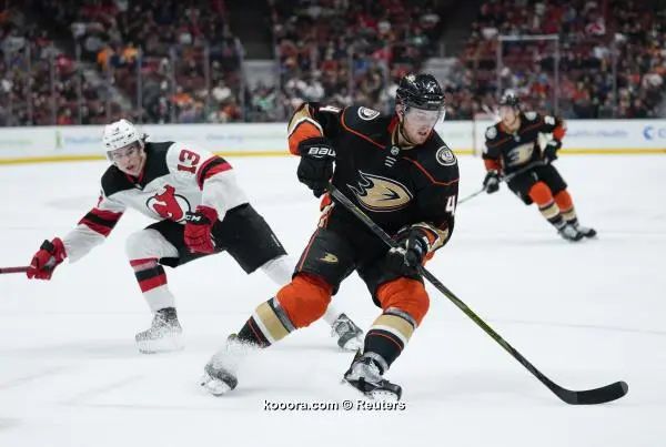 ?i=reuters%2f2018-03-19%2f2018-03-19t035602z_1423005306_nocid_rtrmadp_3_nhl-new-jersey-devils-at-anaheim-ducks_reuters