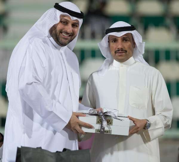 أحمد الجاسم مع الغانم