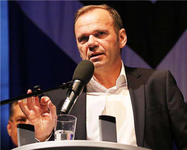  بيرند هوفمان