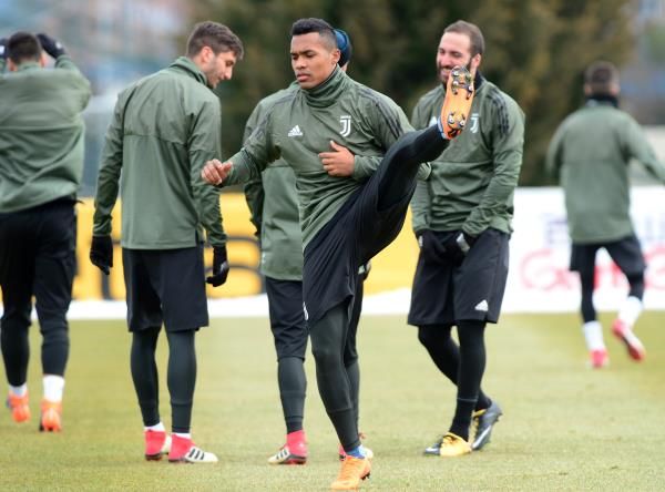 ساندرو مع يوفنتوس