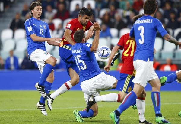 منتخب إيطاليا - أرشيفية