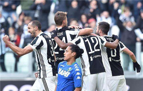 لاعبو يوفنتوس