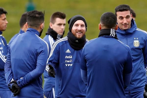 من مران المنتخب الأرجنتيني