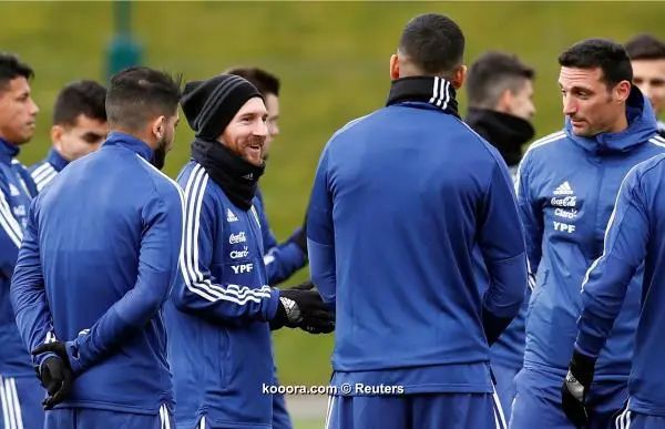 ?i=reuters%2f2018-03-20%2f2018-03-20t164636z_1674173902_rc197bbf7ba0_rtrmadp_3_soccer-friendly-ita-arg-preview_reuters