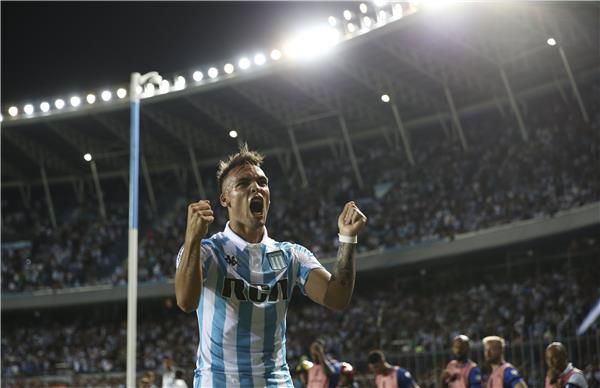  لاوتارو مارتينيز