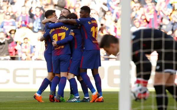 لاعبو برشلونة 