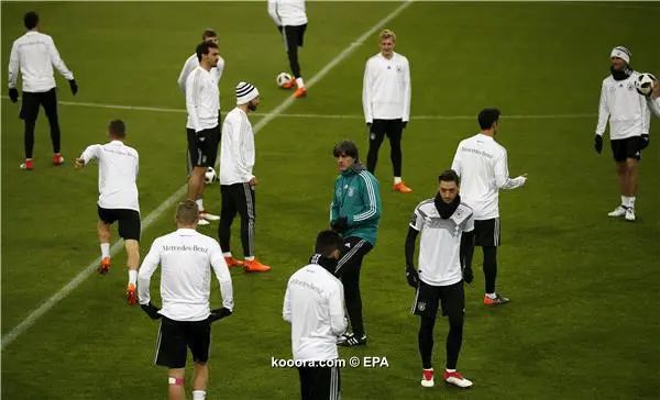 ?i=epa%2fsoccer%2f2018-03%2f2018-03-22%2f2018-03-22-06621371_epa