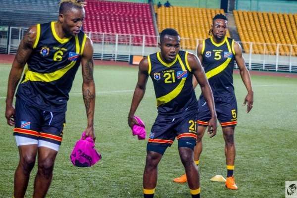 كاسونجو بقميص منتخب الكونغو