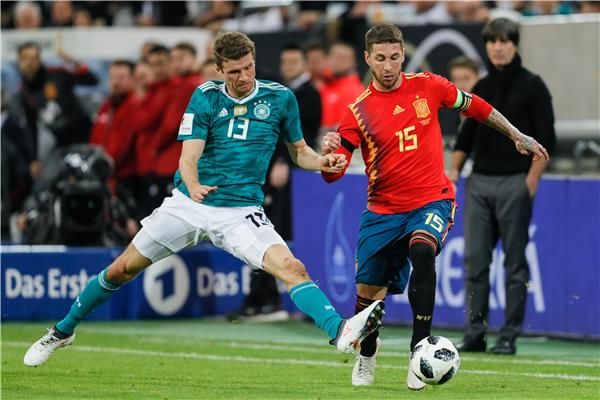 سيرجيو راموس خلال ودية ألمانيا