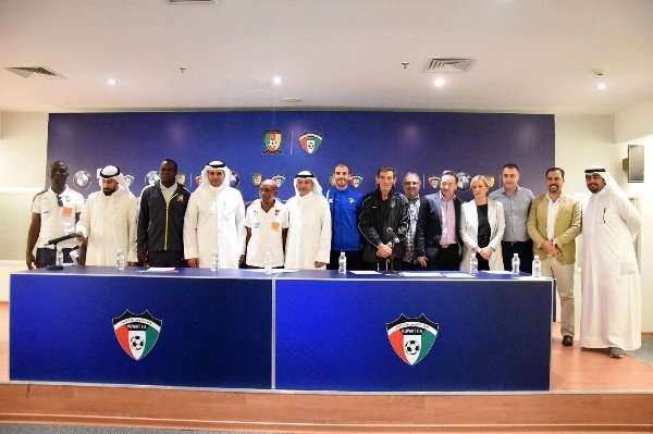 من المؤتمر الصحفي للمدربين