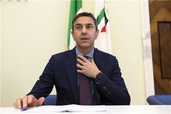 أليساندرو كوستاكورتا