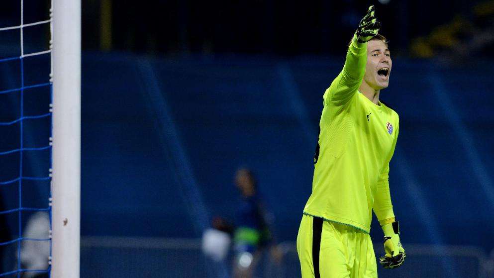  أدريان سيمبير