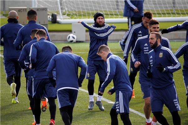 جانب من تدريب المنتخب الأرجنتيني بمدريد