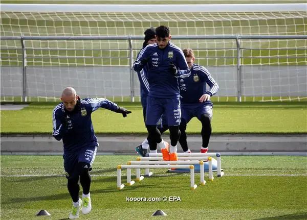 ?i=epa%2fsoccer%2f2018-03%2f2018-03-25%2f2018-03-25-06628537_epa