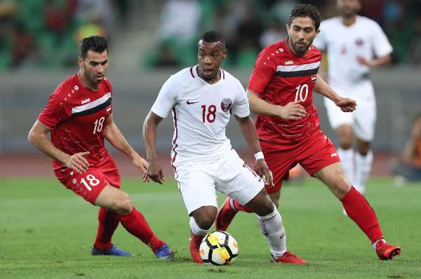 جانب من لقاء قطر وسوريا