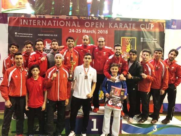 منتخبات الكاراتيه الأردنية بعد التتويج