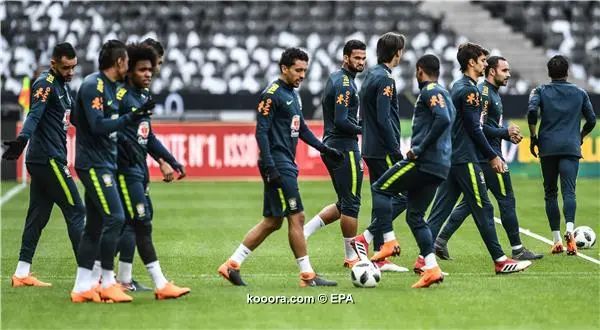 ?i=epa%2fsoccer%2f2018-03%2f2018-03-26%2f2018-03-26-06630512_epa