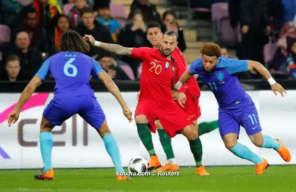 ?i=reuters%2f2018-03-26%2f2018-03-26t194743z_1285836383_rc14c2efc090_rtrmadp_3_soccer-friendly-por-nld_reuters