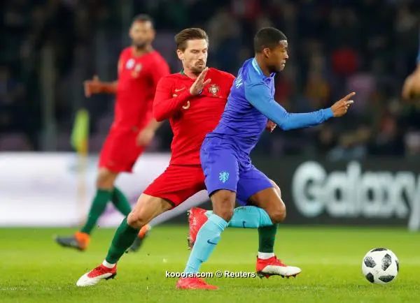 ?i=reuters%2f2018-03-26%2f2018-03-26t192210z_828417256_rc1bd0450710_rtrmadp_3_soccer-friendly-por-nld_reuters