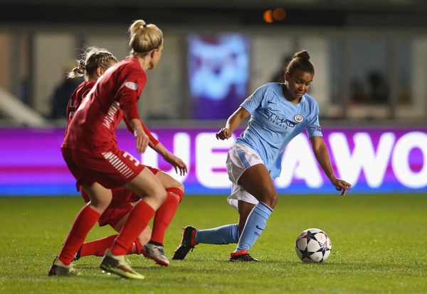 من لقاء الذهاب بين مانشستر سيتي ولينكوبينج