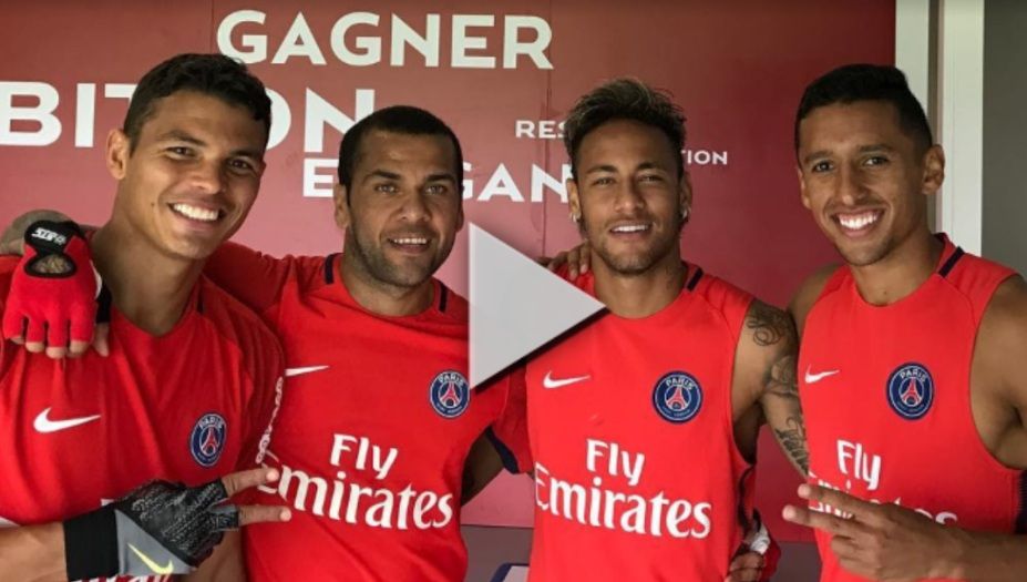 لاعبو باريس سان جيرمان