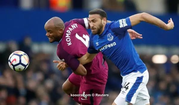 ?i=reuters%2f2018-03-31%2f2018-03-31t180900z_1593620286_rc1a75afd070_rtrmadp_3_soccer-england-eve-mci_reuters