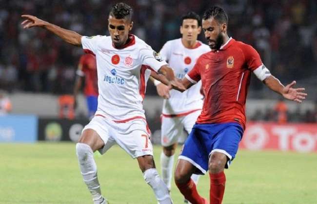  محمد أوناجم بالزي الأبيض