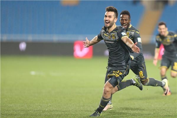 فرحة لاعبي اتحاد جدة 