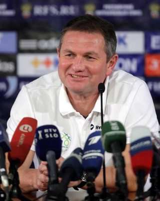 المدرب ماتياز كيك