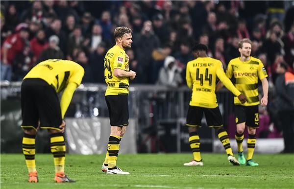 لاعبو دورتموند