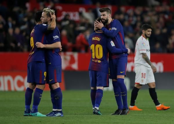 لاعبو برشلونة