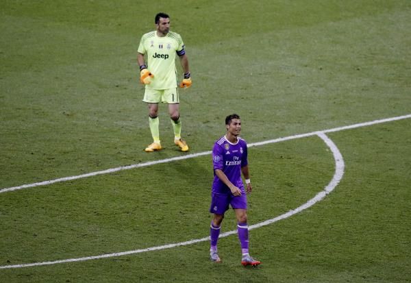 بوفون ورونالدو