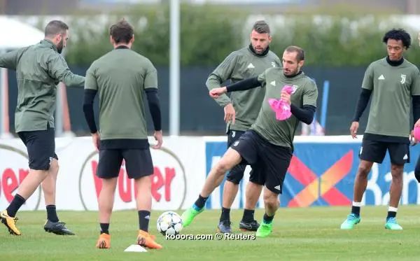 ?i=reuters%2f2018-04-02%2f2018-04-02t145208z_1655054614_rc1f6a0a6b30_rtrmadp_3_soccer-champions-juv-mad-preview_reuters