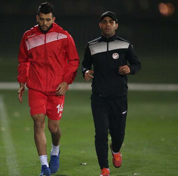 محمد أمين بن عمر بالزي الأحمر