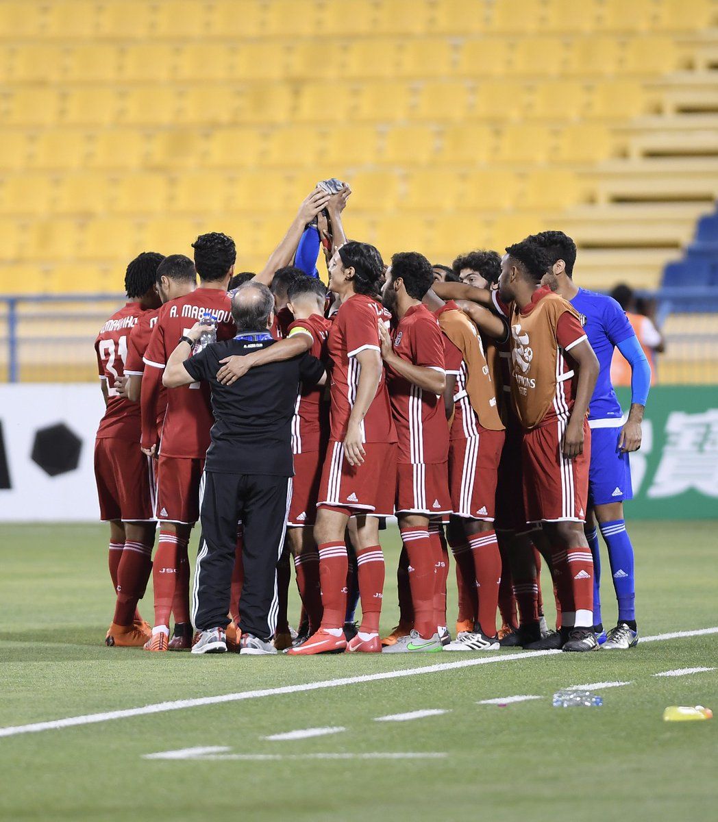 فرحة لاعبي الجزيرة