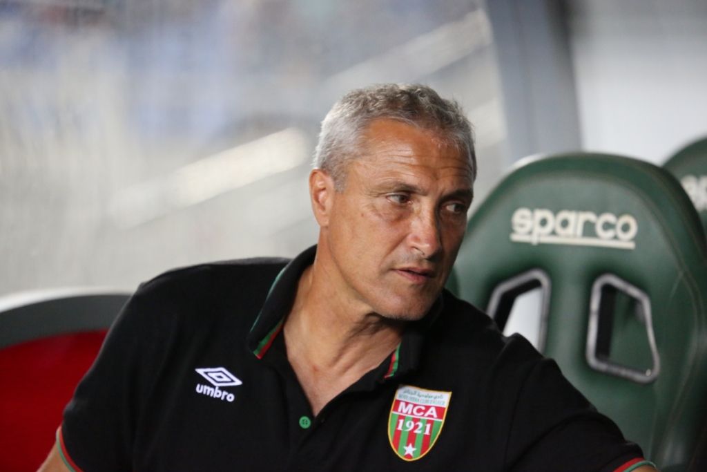 برنارد كازوني