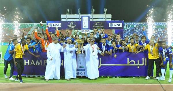 جانب من مراسم تسليم الكأس