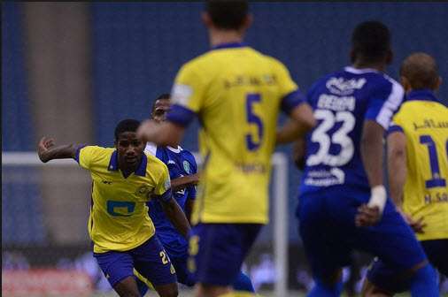 جانب من مواجهة سابقة بين الفريقين