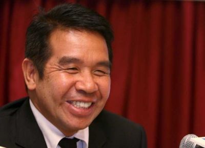 رئيس نادي برمنغهام السيد كارسون يونغ