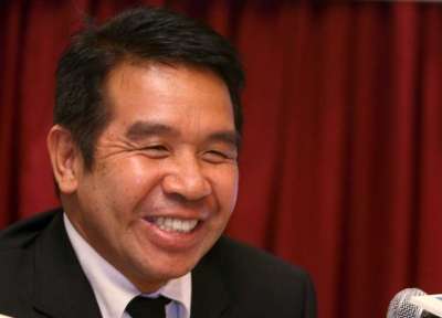 رئيس نادي برمنغهام السيد كارسون يونغ