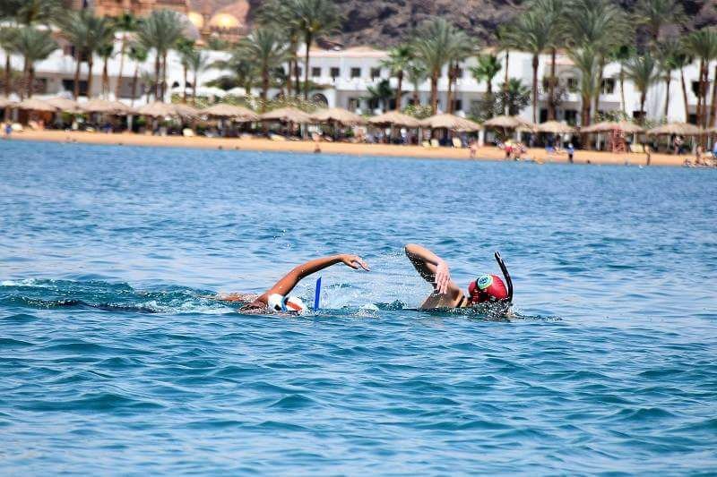 received_10156576792643646-web