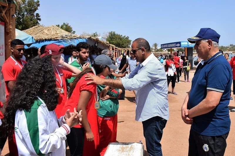 received_10156576792893646-web