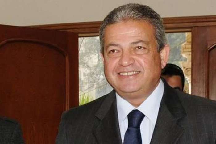 خالد عبدالعزيز