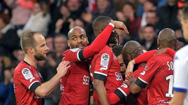 لاعبو جانجون 