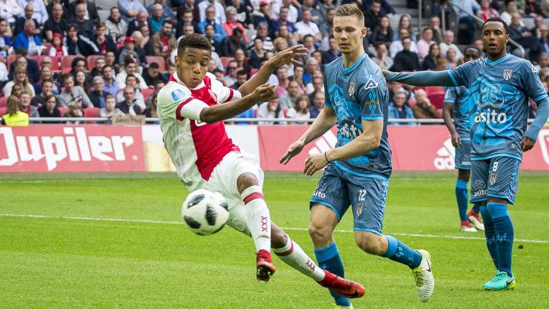 لقطة من المباراة