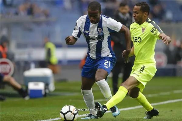 ?i=epa%2fsoccer%2f2018-04%2f2018-04-08%2f2018-04-08-06655678_epa