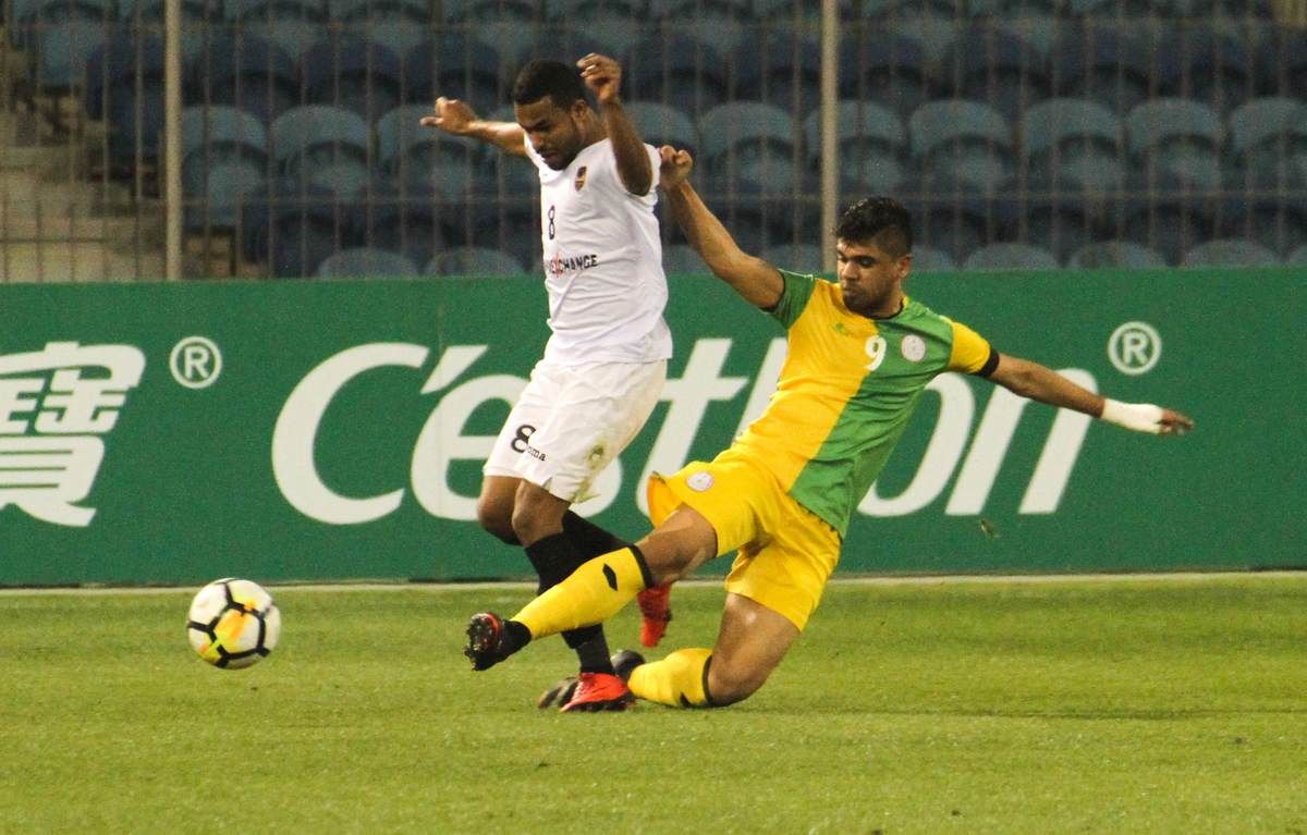 من لقاء الذهاب بين الفريقين