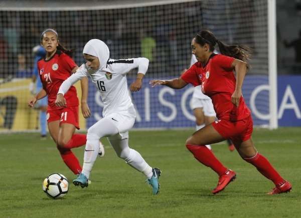 من لقاء الأردن والفلبين