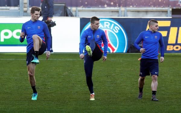 لاعبو باريس سان جيرمان